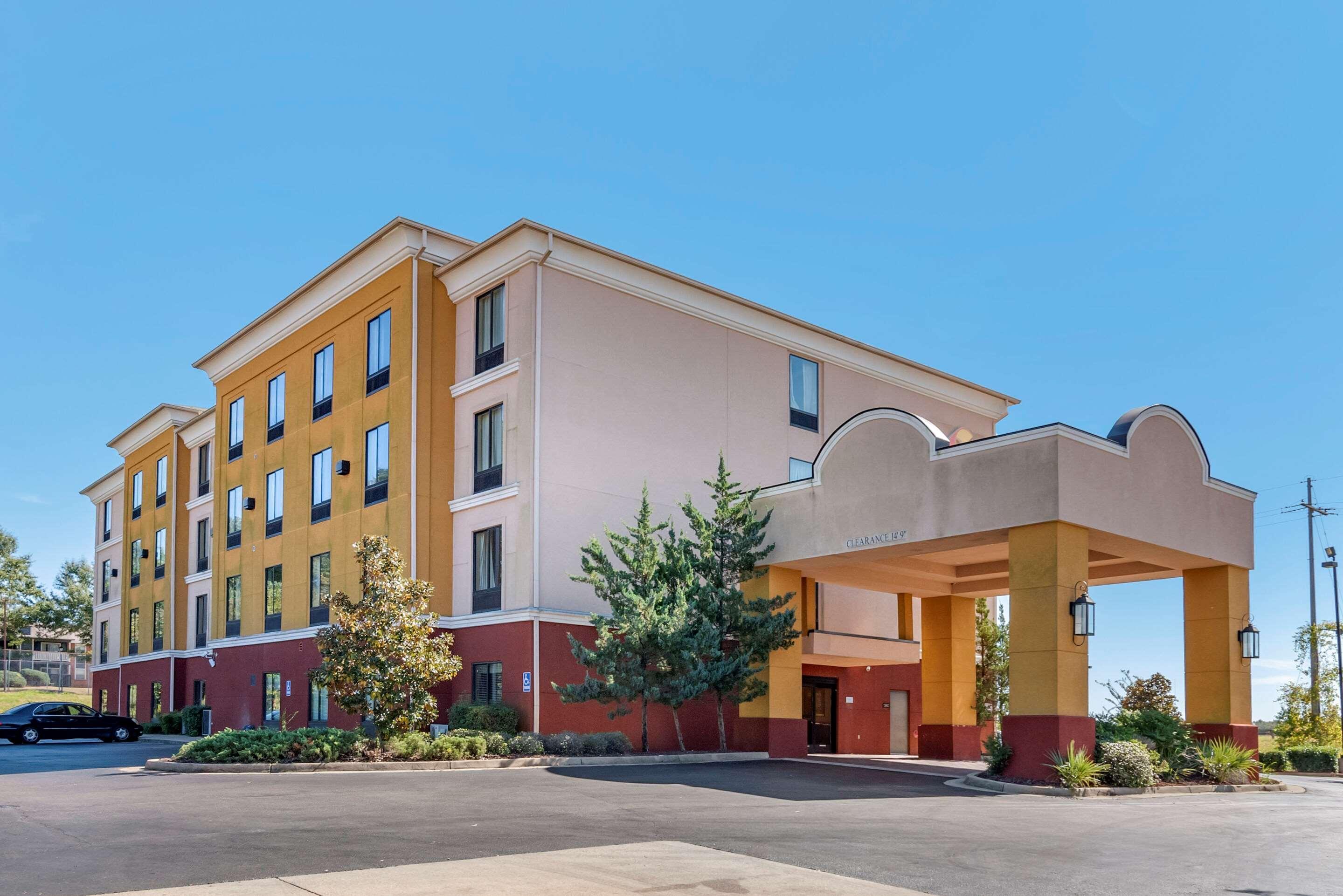 Comfort Inn & Suites Clinton Exteriör bild
