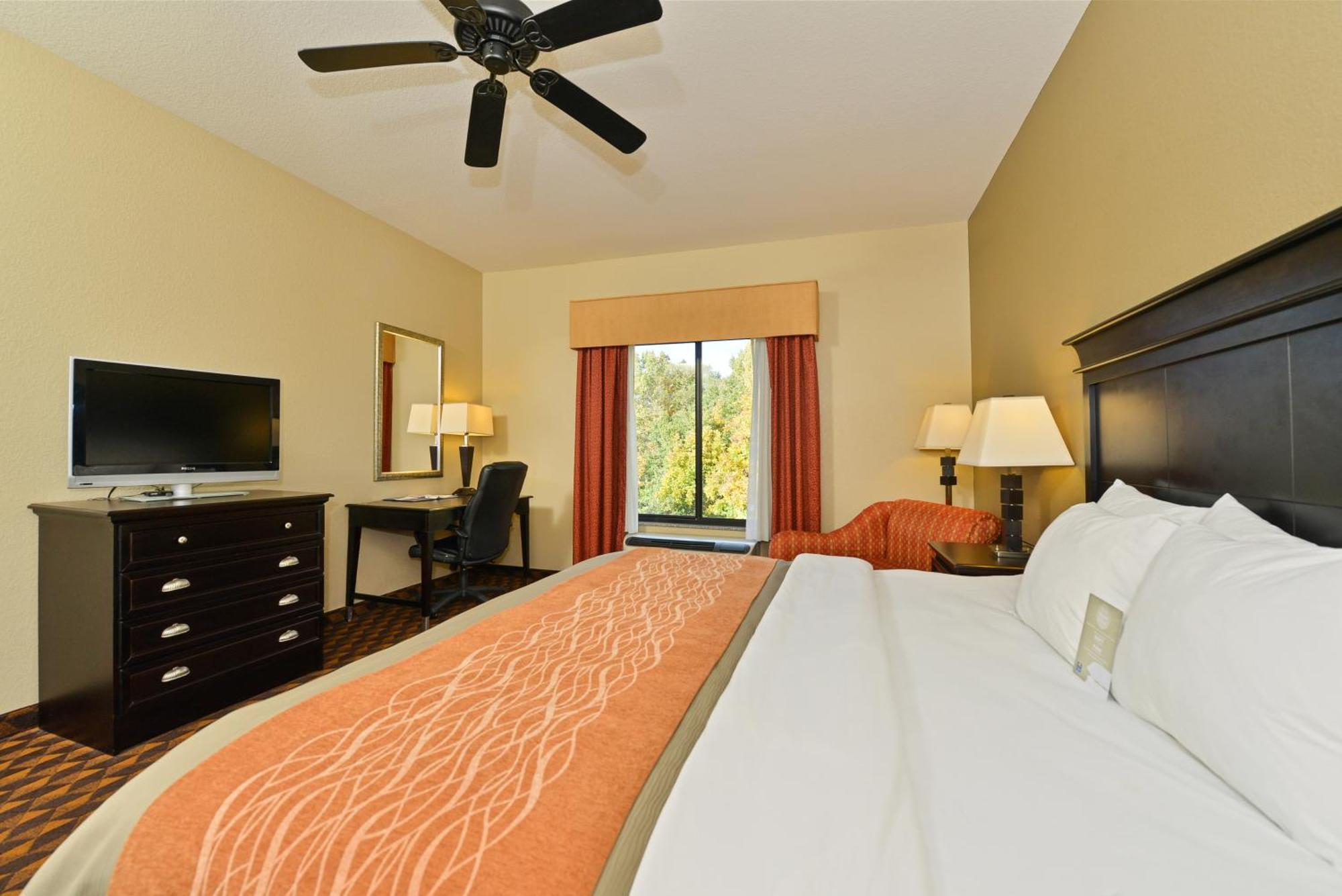 Comfort Inn & Suites Clinton Rum bild